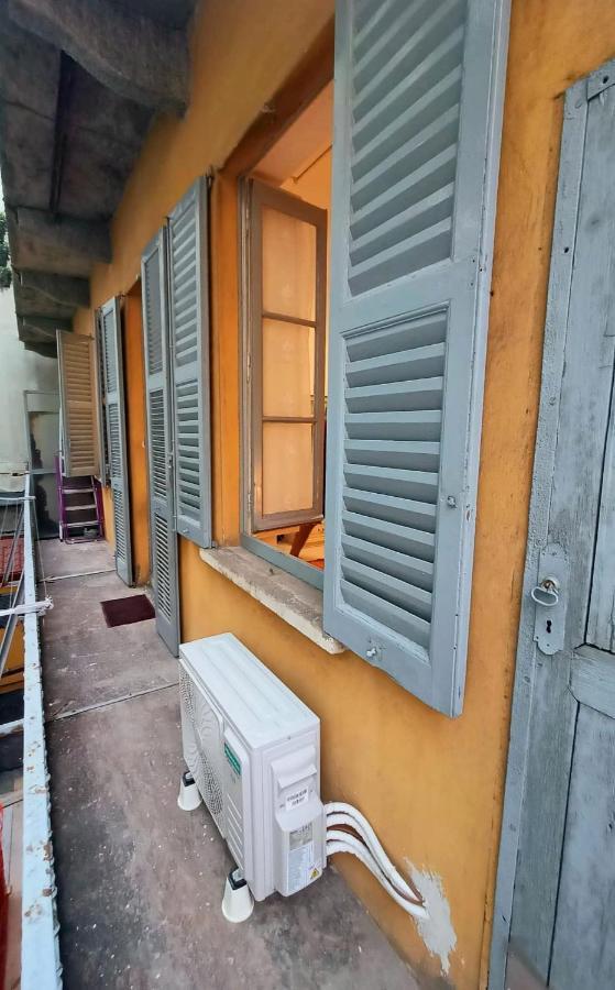Relaxing Apartment In The Heart Of Milano Esterno foto