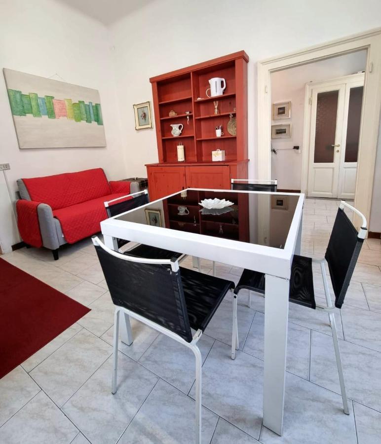 Relaxing Apartment In The Heart Of Milano Esterno foto